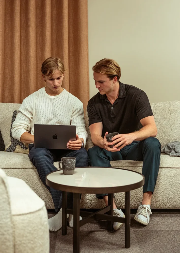 arovex elias och elliot