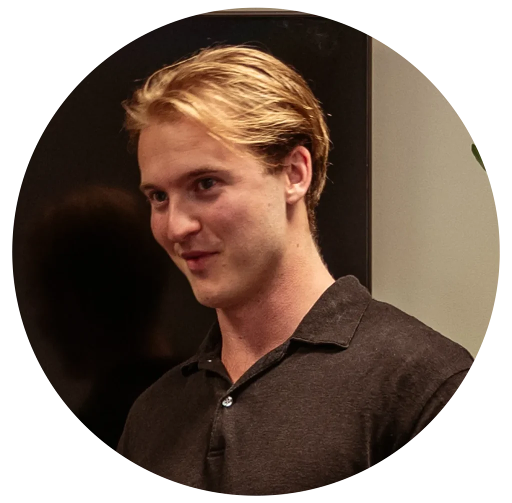 arovex elias profil